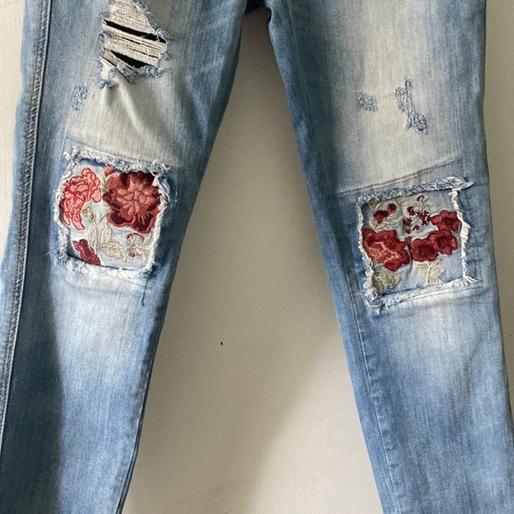 hippie laundry tom girl Jeans. Sz 26. True to size. Great condition!! - Picture 5 of 9